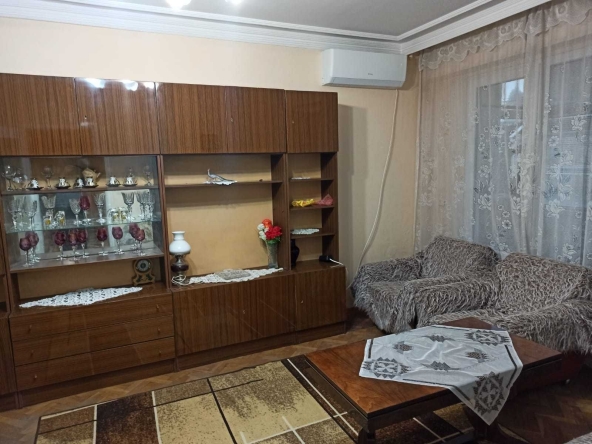 Дава се под наем Двустаен апартамент в Шумен, Болницата - 60 кв.м за 248.88 € - Снимка #1