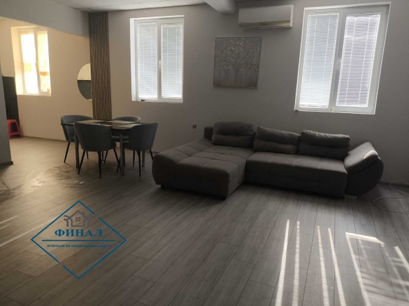 Двустаен апартамент в Шумен, Добруджански - 85 кв.м за 690 €/кв.м - Снимка #1