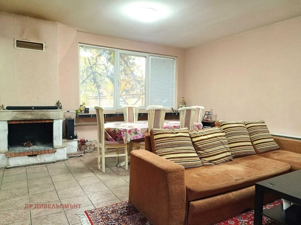 Къща в с. Житен, Област София-град - 335 кв.м за 939 €/кв.м - Снимка #1