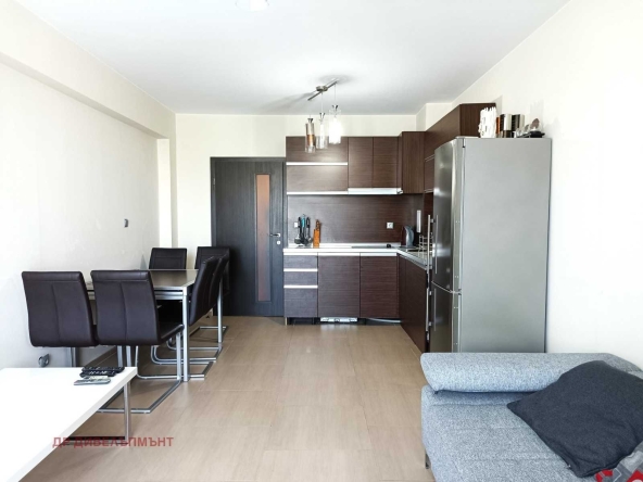 Тристаен апартамент в Несебър - 115 кв.м за 800 €/кв.м - Снимка #1