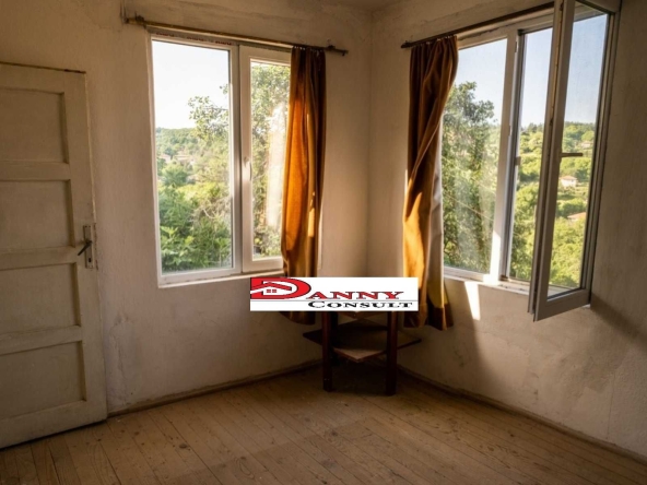 Къща в Велико Търново, Акация - 90 кв.м за 378 €/кв.м - Снимка #1