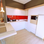 Дава се под наем Двустаен апартамент в Бургас, Център - 76 кв.м за 600 € - Снимка #1