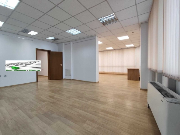 Дава се под наем Офис в Пловдив, Каменица 2 - 160 кв.м за 847.62 € - Снимка #1