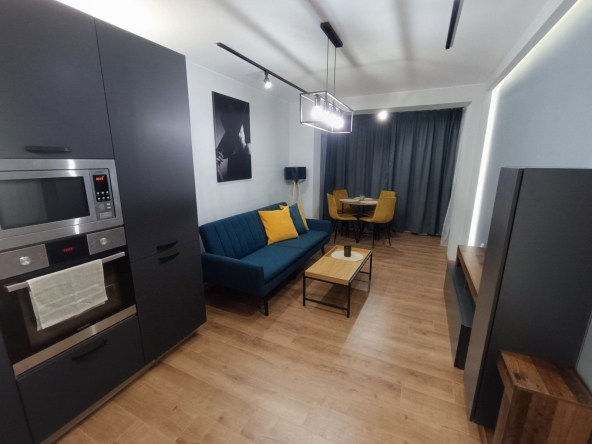 Дава се под наем Тристаен апартамент в Стара Загора, Била - 85 кв.м за 612 € - Снимка #1