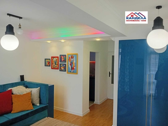 Едностаен апартамент в Пловдив, Център - 50 кв.м за 1581 €/кв.м - Снимка #1