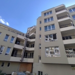 Двустаен апартамент в Бургас, Център - 63 кв.м за 1103 €/кв.м - Снимка #1