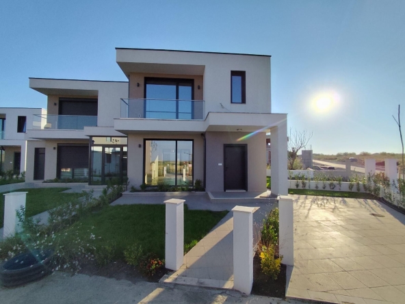 Къща в Бургас, Сарафово - 112 кв.м за 1856 €/кв.м - Снимка #1