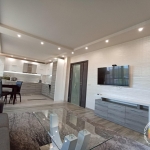 Дава се под наем Двустаен апартамент в Бургас, Център - 87 кв.м за 663 € - Снимка #1