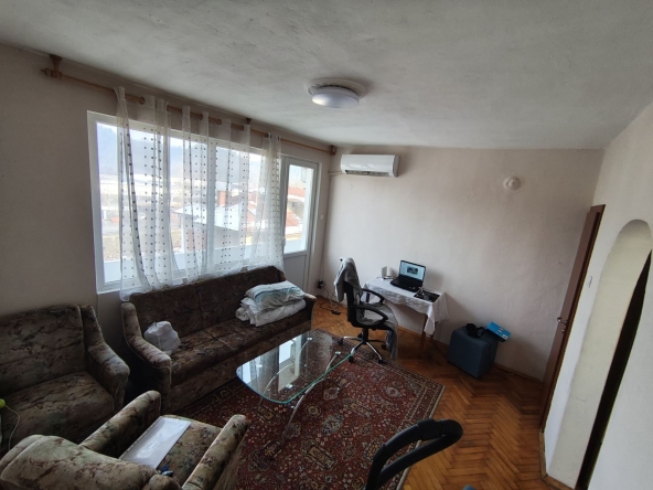 Дава се под наем Двустаен апартамент в Троян - 70 кв.м за 204 € - Снимка #1