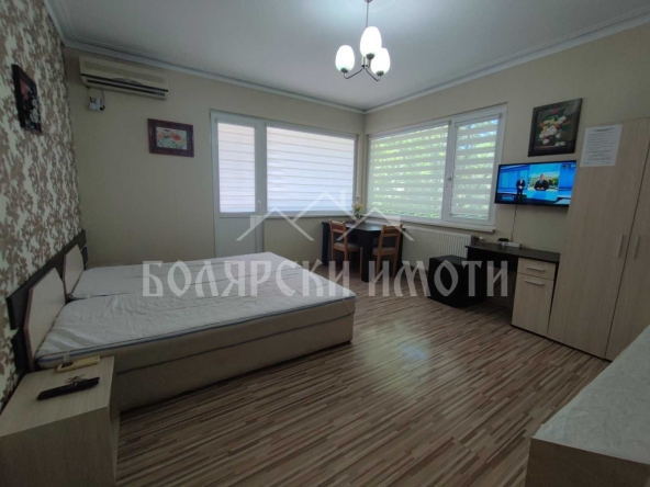 Дава се под наем Едностаен апартамент в Велико Търново, Център - 20 кв.м за 163.2 € - Снимка #1