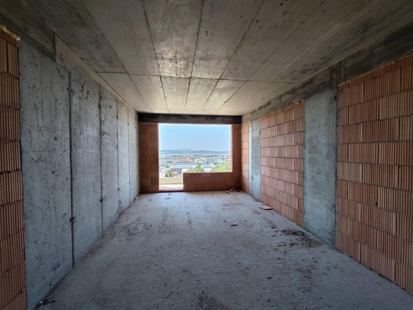 Тристаен апартамент в Бургас, Славейков - 109 кв.м за 1248 €/кв.м - Снимка #1