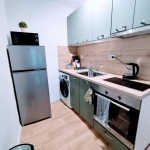 Дава се под наем Едностаен апартамент в Пловдив, Център - 38 кв.м за 459 € - Снимка #1