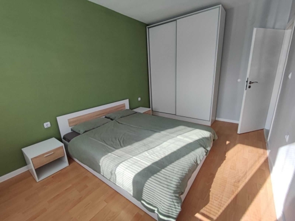 Дава се под наем Двустаен апартамент в София, Красно село - 68 кв.м за 459 € - Снимка #1