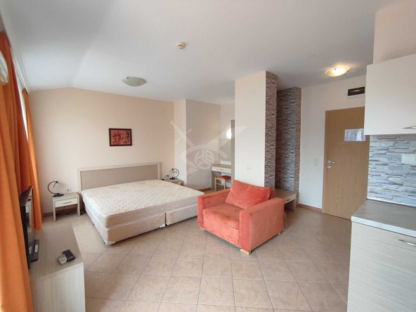 Едностаен апартамент в к.к. Слънчев бряг - 57 кв.м за 613 €/кв.м - Снимка #1