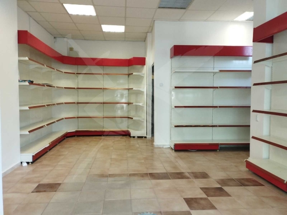 Магазин в Бургас, Меден рудник - зона А - 40 кв.м за 850 €/кв.м - Снимка #1