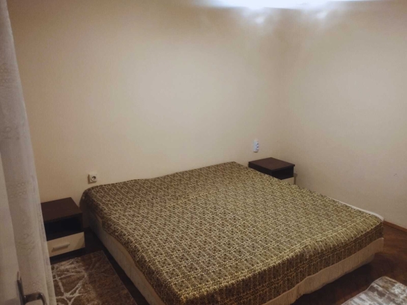 Дава се под наем Тристаен апартамент в София, Люлин 1 - 130 кв.м за 561 € - Снимка #1