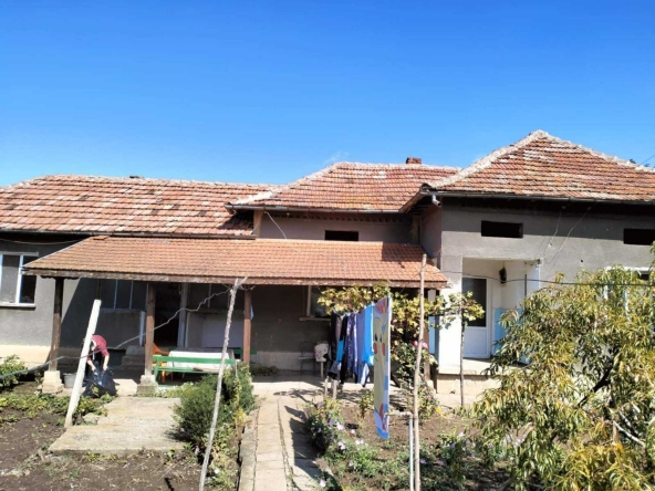 Къща в Койнаре - 200 кв.м за 150 €/кв.м - Снимка #1