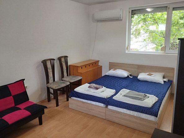 Дава се под наем Двустаен апартамент в Казанлък - 60 кв.м за 76500 € - Снимка #1