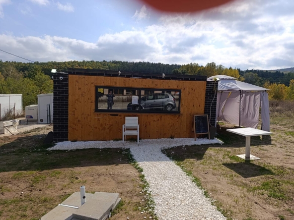 Заведение в с. Нови хан, Област София-област - 40000 кв.м за 1 €/кв.м - Снимка #1