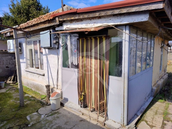 Къща в с. Бенковски, Област Пловдив - 38 кв.м за 1007 €/кв.м - Снимка #1