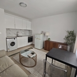 Дава се под наем Двустаен апартамент в София, Гоце Делчев - 60 кв.м за 598.23 € - Снимка #1