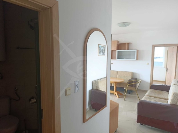 Дава се под наем Двустаен апартамент в Свети Влас - 70 кв.м за 348.84 € - Снимка #1