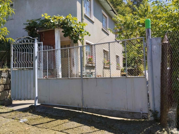 Къща в Трявна - 65 кв.м за 392 €/кв.м - Снимка #1