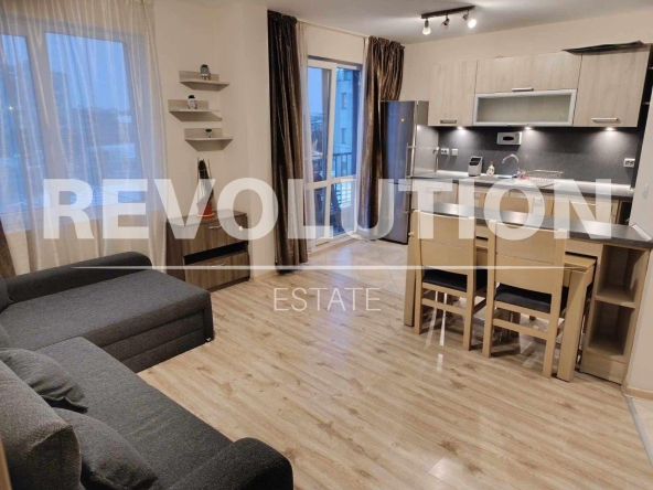 Дава се под наем Двустаен апартамент в Варна, Цветен квартал - 65 кв.м за 500 € - Снимка #1