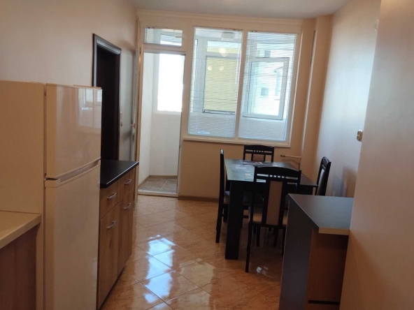 Дава се под наем Тристаен апартамент в София, Полигона - 100 кв.м за 816 € - Снимка #1