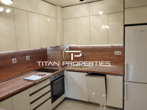 Дава се под наем Тристаен апартамент в Пловдив, Кършияка - 120 кв.м за 525 € - Снимка #1