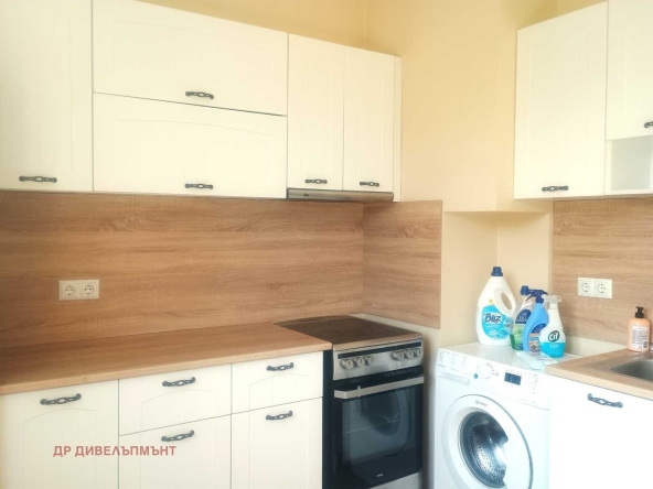 Дава се под наем Двустаен апартамент в София, Красно село - 60 кв.м за 509.49 € - Снимка #1