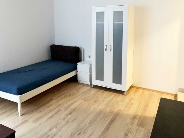 Дава се под наем Едностаен апартамент в София, Център - 35 кв.м за 315 € - Снимка #1