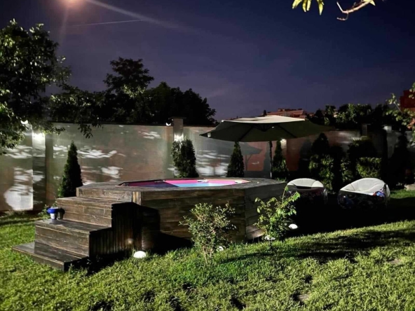 Къща в Видин, Гео Милев - 231 кв.м за 1074 €/кв.м - Снимка #1