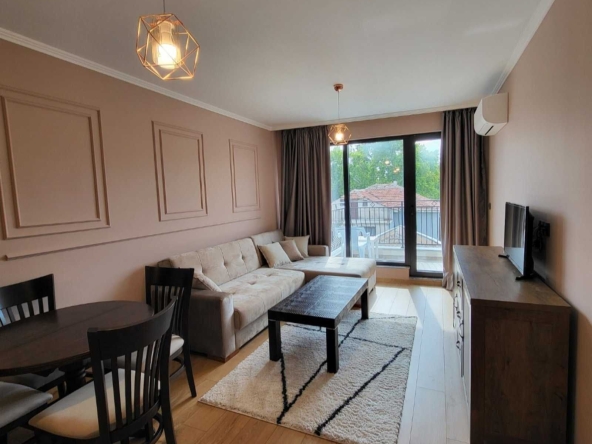 Дава се под наем Двустаен апартамент в Пловдив, Център - 68 кв.м за 700 € - Снимка #1