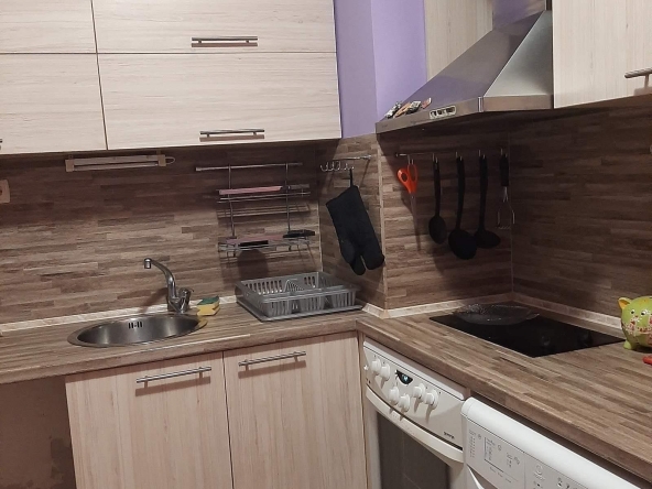 Дава се под наем Двустаен апартамент в Пловдив, Южен - 53 кв.м за 350 € - Снимка #1