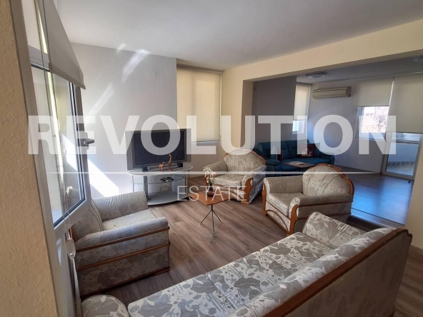 Дава се под наем Двустаен апартамент в Пловдив, Кършияка - 75 кв.м за 500 € - Снимка #1