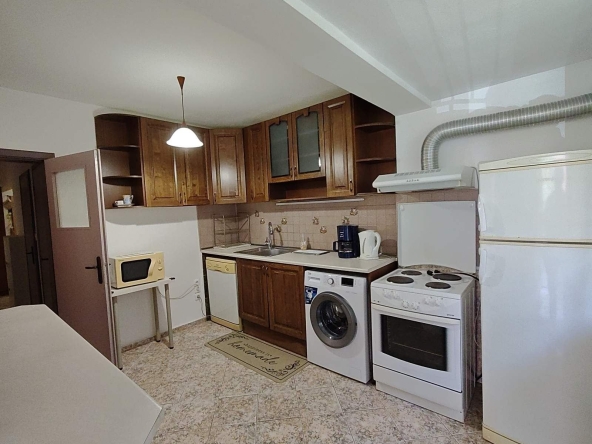 Дава се под наем Тристаен апартамент в София, Манастирски ливади - 100 кв.м за 700 € - Снимка #1