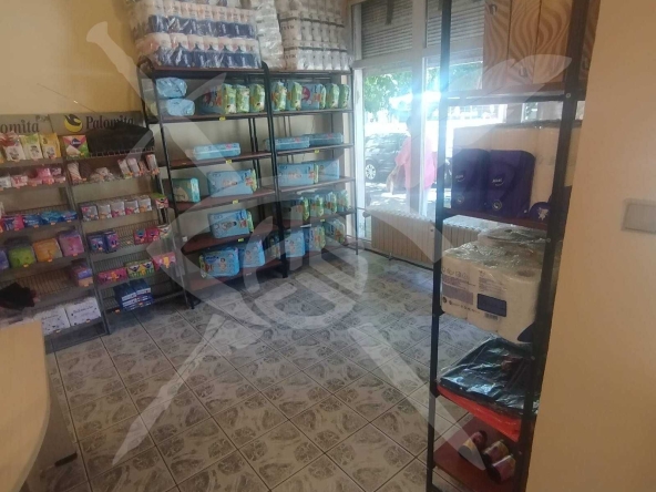 Магазин в Бургас, Лазур - 130 кв.м за 2239 €/кв.м - Снимка #1