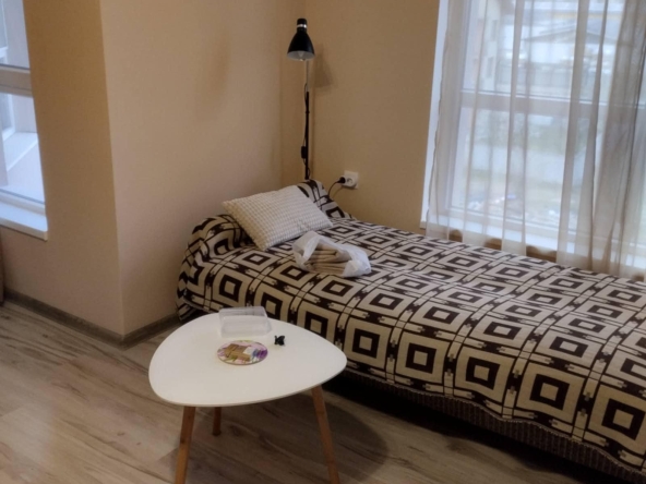 Дава се под наем Едностаен апартамент в Пловдив, Коматево - 30 кв.м за 275 € - Снимка #1