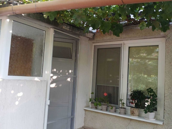 Къща в с. Калипетрово, Област Силистра - 50 кв.м за 918 €/кв.м - Снимка #1