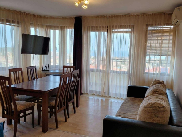 Дава се под наем Тристаен апартамент в Варна, Виница - 120 кв.м за 588 € - Снимка #1