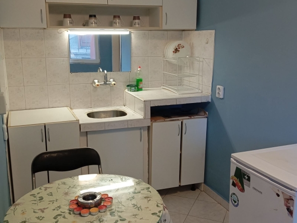 Дава се под наем Едностаен апартамент в Плевен, Мара Денчева - 30 кв.м за 178.5 € - Снимка #1