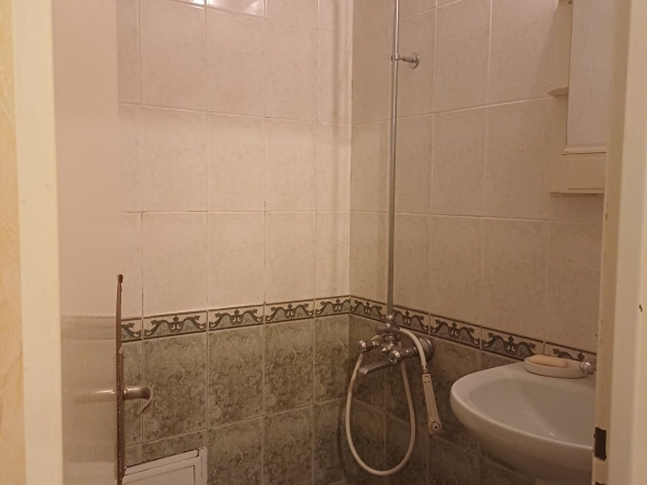 Дава се под наем Двустаен апартамент в София, Люлин 9 - 45 кв.м за 397.8 € - Снимка #1