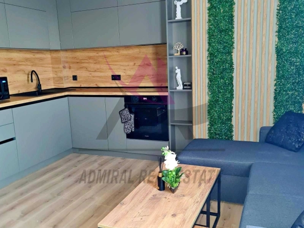 Дава се под наем Двустаен апартамент в Варна, Възраждане 3 - 60 кв.м за 550 € - Снимка #1