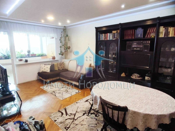 Тристаен апартамент в Шумен, Пазара - 90 кв.м за 1534 €/кв.м - Снимка #1