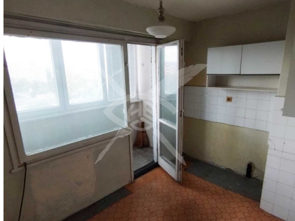 Едностаен апартамент в Бургас, Изгрев - 41 кв.м за 1238 €/кв.м - Снимка #1