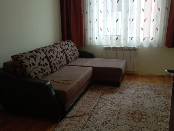 Дава се под наем Двустаен апартамент в София, Люлин 6 - 60 кв.м за 648.21 € - Снимка #1
