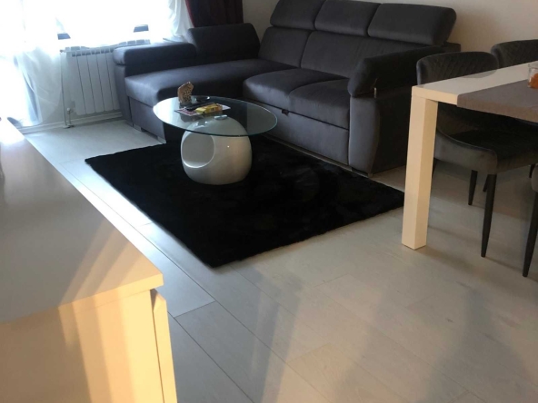 Дава се под наем Двустаен апартамент в София, Център - 75 кв.м за 797.64 € - Снимка #1