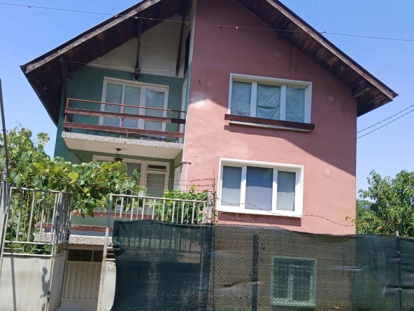 Къща в с. Ваксево, Област Кюстендил - 100 кв.м за 342 €/кв.м - Снимка #1