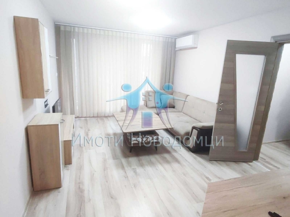 Тристаен апартамент в Шумен, Пазара - 90 кв.м за 867 €/кв.м - Снимка #1